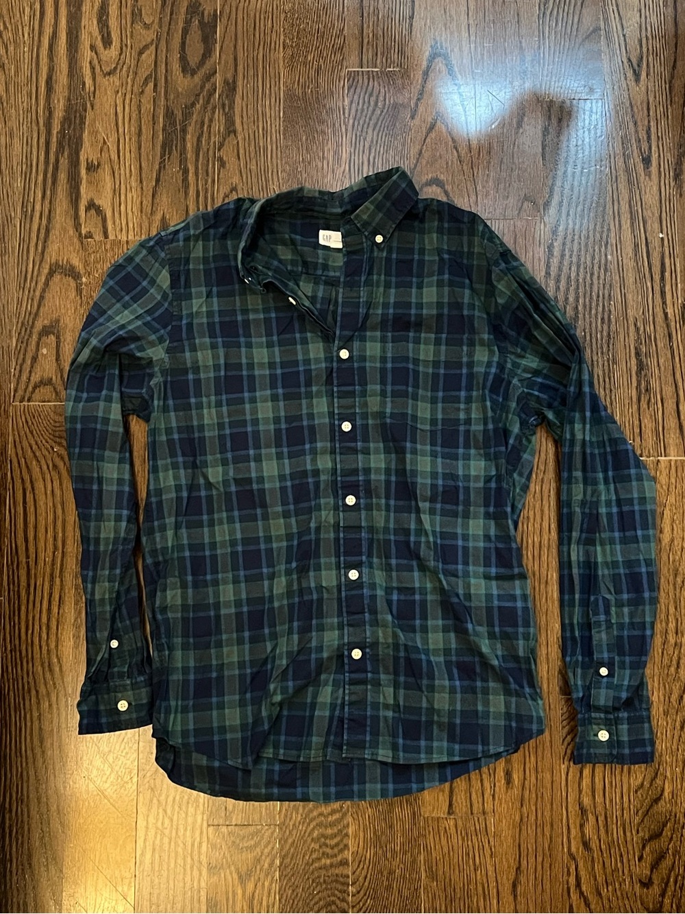 Gap Men’s Fall Plaid Button-Down - Size M